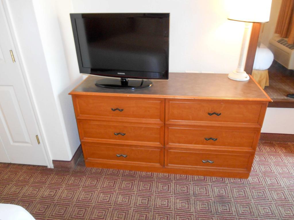 Motel 6 Houston Medical Center - Reliant Park Bagian luar foto