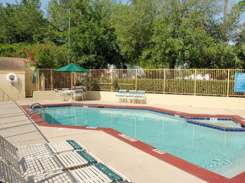 Motel 6 Houston Medical Center - Reliant Park Bagian luar foto