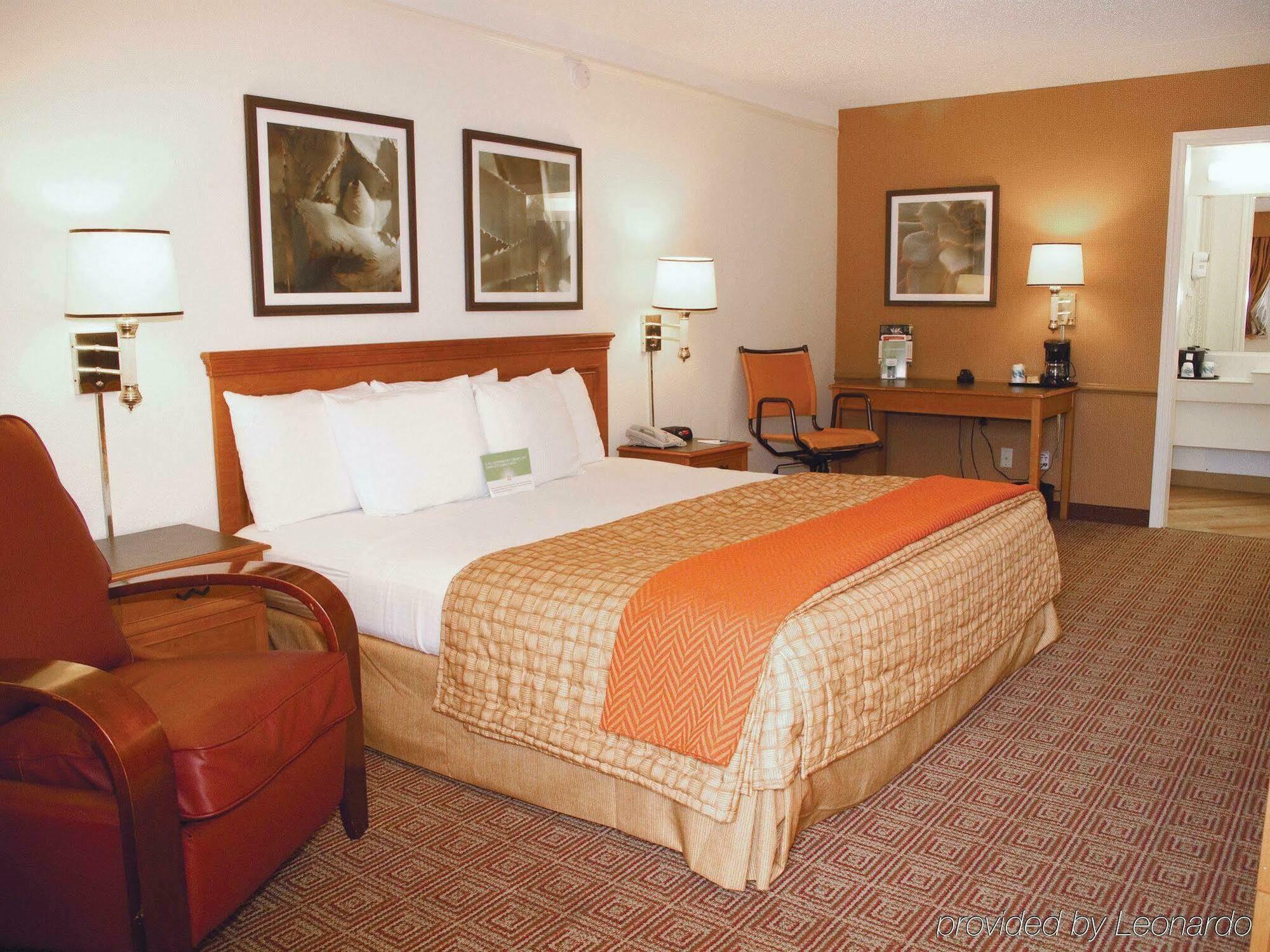 Motel 6 Houston Medical Center - Reliant Park Bagian luar foto